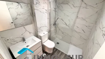 Piso en venta en Calle de Nicolás Albornoz, Cabra de 175.000 €