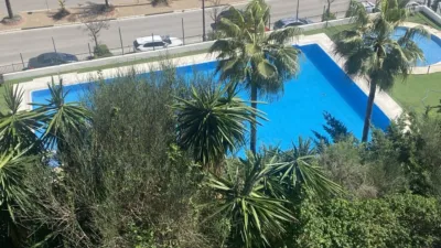 Apartment on Avenida Reina Sofía photo 3