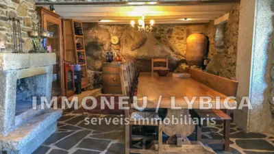 Casa en venta en Calle Sant Marti, Angoustrine-Villeneuve-des-Escaldes de 1.700.000 €