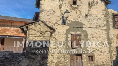 Rustic house on Carrer Quatre Cantons photo 20