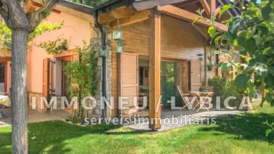 Casa unifamiliar en venta en Calle Dels Vignals, Número 33, Estavar de 850.000 €