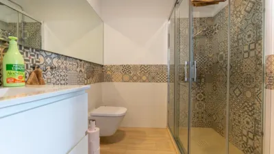 Chalet pareado en venta en Calle Julio Romero de Torres, Los Peñascos-El Salero-Los Imbernones (San Pedro del Pinatar) de 425.000 €
