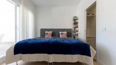 Chalet pareado en venta en Calle Julio Romero de Torres, Los Peñascos-El Salero-Los Imbernones (San Pedro del Pinatar) de 425.000 €
