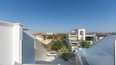 House on Juan de Mesa Street photo 34