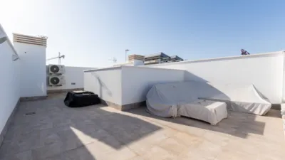 House on Juan de Mesa Street photo 32