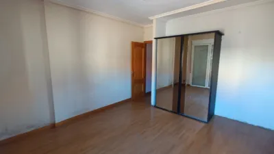 Dúplex en venta en Calle de Bernaldo de Quirós, Torrelaguna de 187.000 €