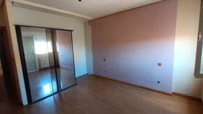 Dúplex en venta en Calle de Bernaldo de Quirós, Torrelaguna de 187.000 €