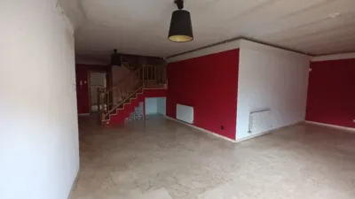 Dúplex en venta en Calle de Bernaldo de Quirós, Torrelaguna de 187.000 €