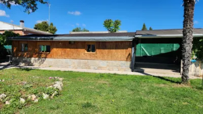 Detached house on Calle de Mondejar photo 5