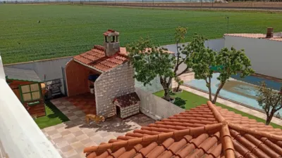 Detached house on Benjamin Palencia Street photo 40