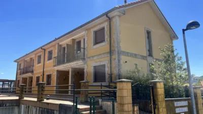 Chalet adosado en Barrio de Sobarzo Penia photo 2