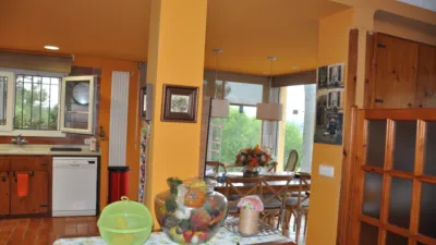 Chalet en venta en Urbanització Bosque, 2, Chiva de 550.000 €