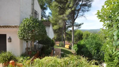 Chalet en venta en Urbanització Bosque, 2, Chiva de 550.000 €