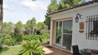 Chalet en venta en Urbanització Bosque, 2, Chiva de 550.000 €