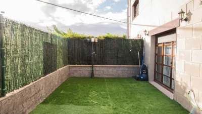 Casa en venta en Calle de la Fontana, Nanclares de la Oca - Langraiz Oka (Iruña de Oca - Iruña Oka) de 425.000 €