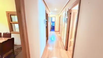 Piso en venta en Calle de la Florida, cerca de Calle de Ramón Ortiz de Zárate, Centro (Vitoria - Gasteiz) de 390.000 €