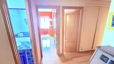 Piso en venta en Calle de la Florida, cerca de Calle de Ramón Ortiz de Zárate, Centro (Vitoria - Gasteiz) de 390.000 €