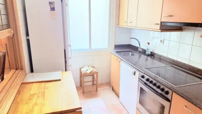 Piso en venta en Calle de la Florida, cerca de Calle de Ramón Ortiz de Zárate, Centro (Vitoria - Gasteiz) de 390.000 €