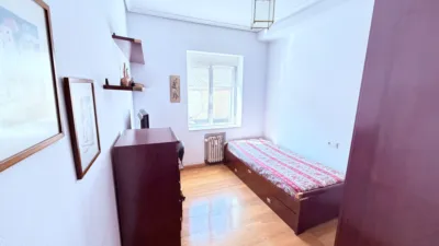 Piso en venta en Calle de la Florida, cerca de Calle de Ramón Ortiz de Zárate, Centro (Vitoria - Gasteiz) de 390.000 €