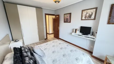 Piso en venta en Calle de Heraclio Alfaro, Aranbizkarra-Arantzabela (Vitoria - Gasteiz) de 335.000 €