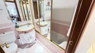 Piso en venta en Calle de Heraclio Alfaro, Aranbizkarra-Arantzabela (Vitoria - Gasteiz) de 335.000 €