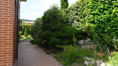 Detached house on Calle de Subilla photo 2