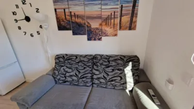Apartment on Carrer de Juli Garreta photo 4
