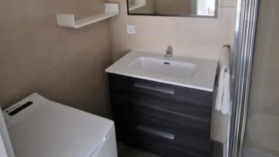 Apartment on Carrer de Juli Garreta photo 11