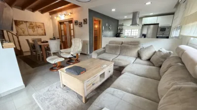 Chalet on Carrer d'Octavi photo 4