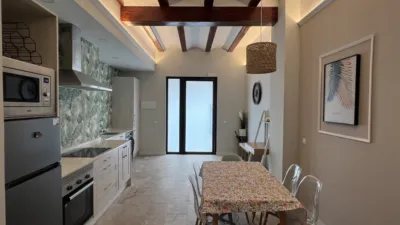 Apartment on Carrer de Buenos Aires photo 5