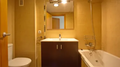 Piso en venta en Carrer Silla, Casas Verdes-Mas del Rosari (Paterna) de 290.000 €