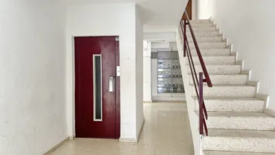 Flat for sale on Carrer de Ana Martínez de Vallejo photo 13