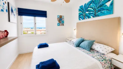 Apartment on Avenida Juan Carlos I, 1 photo 5