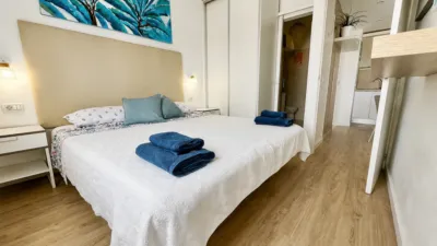 Apartment on Avenida Juan Carlos I, 1 photo 6
