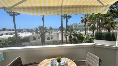 Apartment on Calle Noelia Afonso Cabrera, 1 photo 12