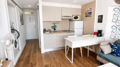 Apartment on Calle Noelia Afonso Cabrera, 1 photo 3