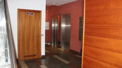 Piso en alquiler en Calle de Teruel, Universidad-Los Lirios (Logroño) de 1.050 €<span>/mes</span>