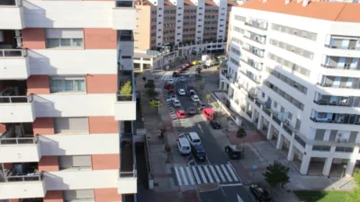 Piso en alquiler en Calle de Teruel, Universidad-Los Lirios (Logroño) de 1.050 €<span>/mes</span>