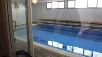Piso en alquiler en Calle de Teruel, Universidad-Los Lirios (Logroño) de 1.050 €<span>/mes</span>