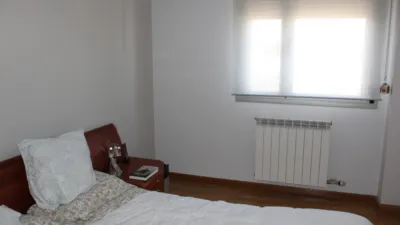 Piso en alquiler en Calle de Teruel, Universidad-Los Lirios (Logroño) de 1.050 €<span>/mes</span>