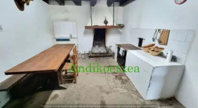 Casa rústica en venta en Calle Amorebieta, Amorebieta (Amorebieta-Etxano) de 325.000 €