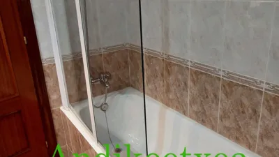 Semi-detached house on Sabino Arana Street photo 15