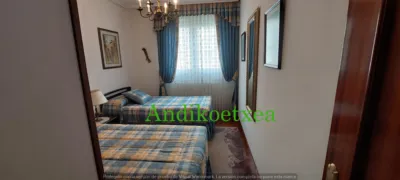 Semi-detached house on Sabino Arana Street photo 27