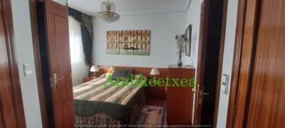 Semi-detached house on Sabino Arana Street photo 24