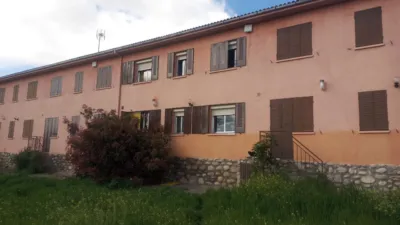 Casa en venta en Calle Mayor, 2, cerca de Calle Sonarillo, El Barquillo (El Losar del Barco) de 85.000 €