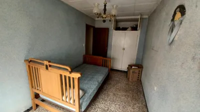 Flat on Calle de Vidal Abarca, No. S/N photo 16