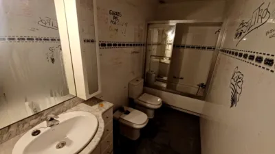 Flat on Calle de Vidal Abarca, No. S/N photo 19