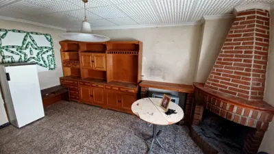 Flat on Calle de Vidal Abarca, No. S/N photo 24