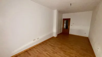 Apartment on Calle Zona Tirol, No. S/N photo 14
