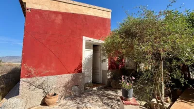 Chalet on Calle Zona El Raiguero, No. S/N photo 2